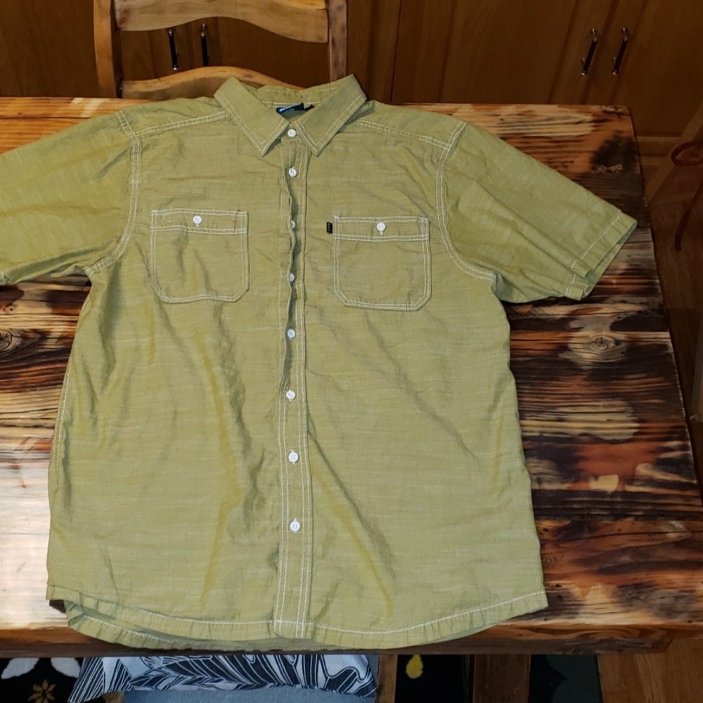 Kavu Shirt. Men's Size XL. In GUC.